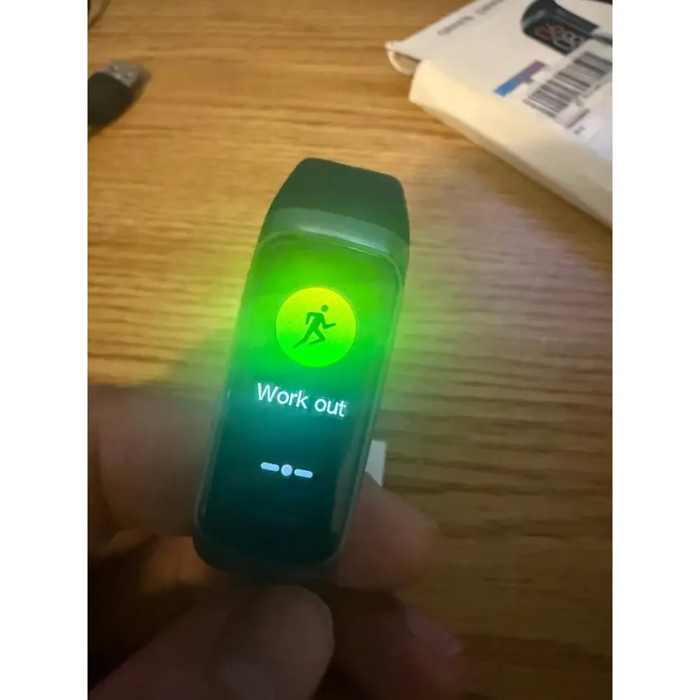 ZKSSGY Fitness Tracker Heart Rate SpO2 Sleep 20+ Sports Modes Black Tested